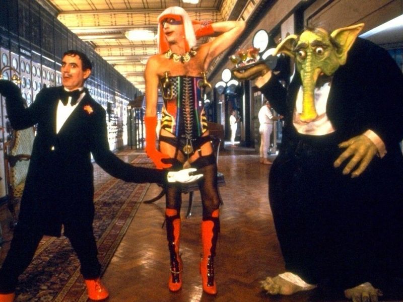 A rule-based structure of three&nbsp;pigs